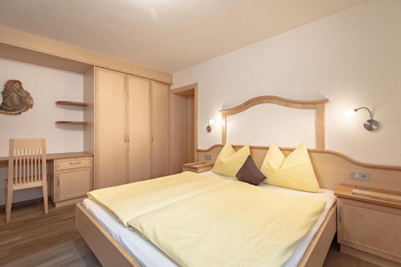 Apartments Soval Santa Cristina Val Gardena Екстер'єр фото