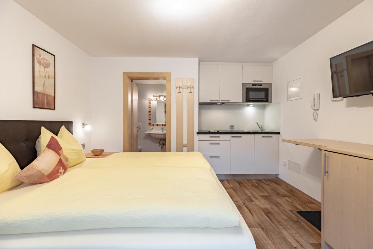 Apartments Soval Santa Cristina Val Gardena Екстер'єр фото