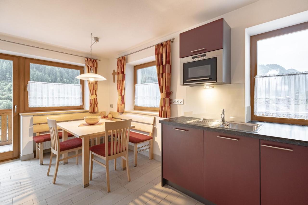 Apartments Soval Santa Cristina Val Gardena Екстер'єр фото