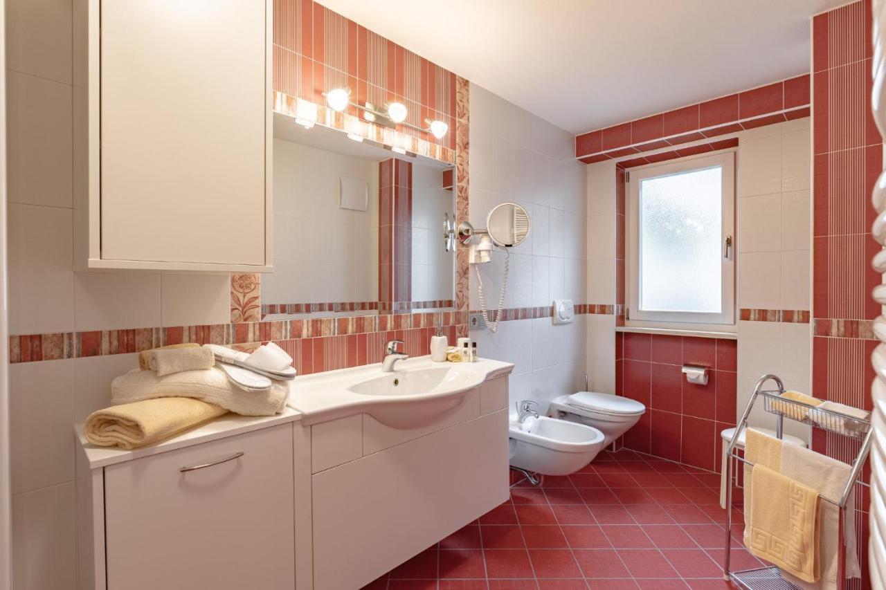 Apartments Soval Santa Cristina Val Gardena Екстер'єр фото