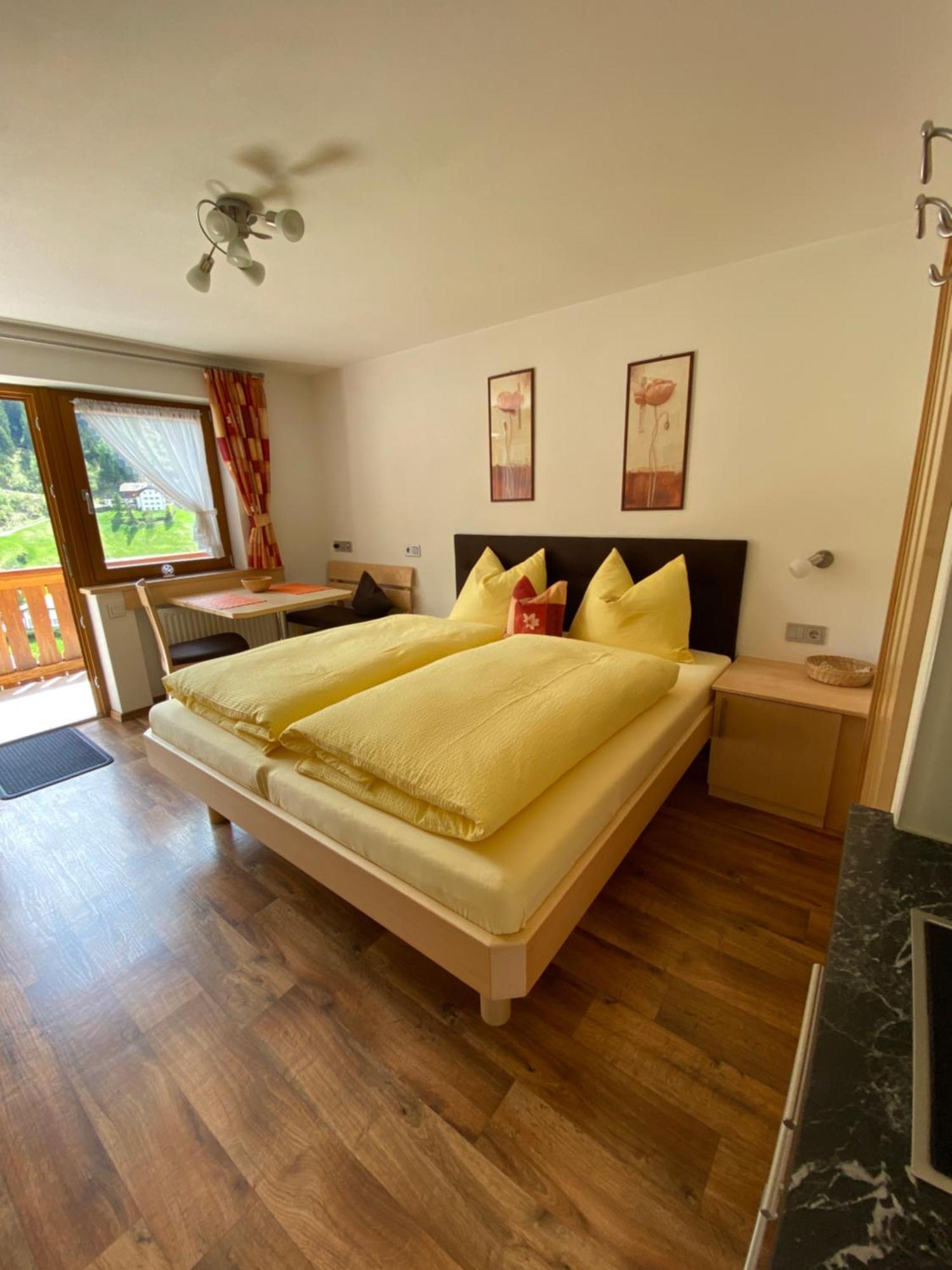 Apartments Soval Santa Cristina Val Gardena Екстер'єр фото