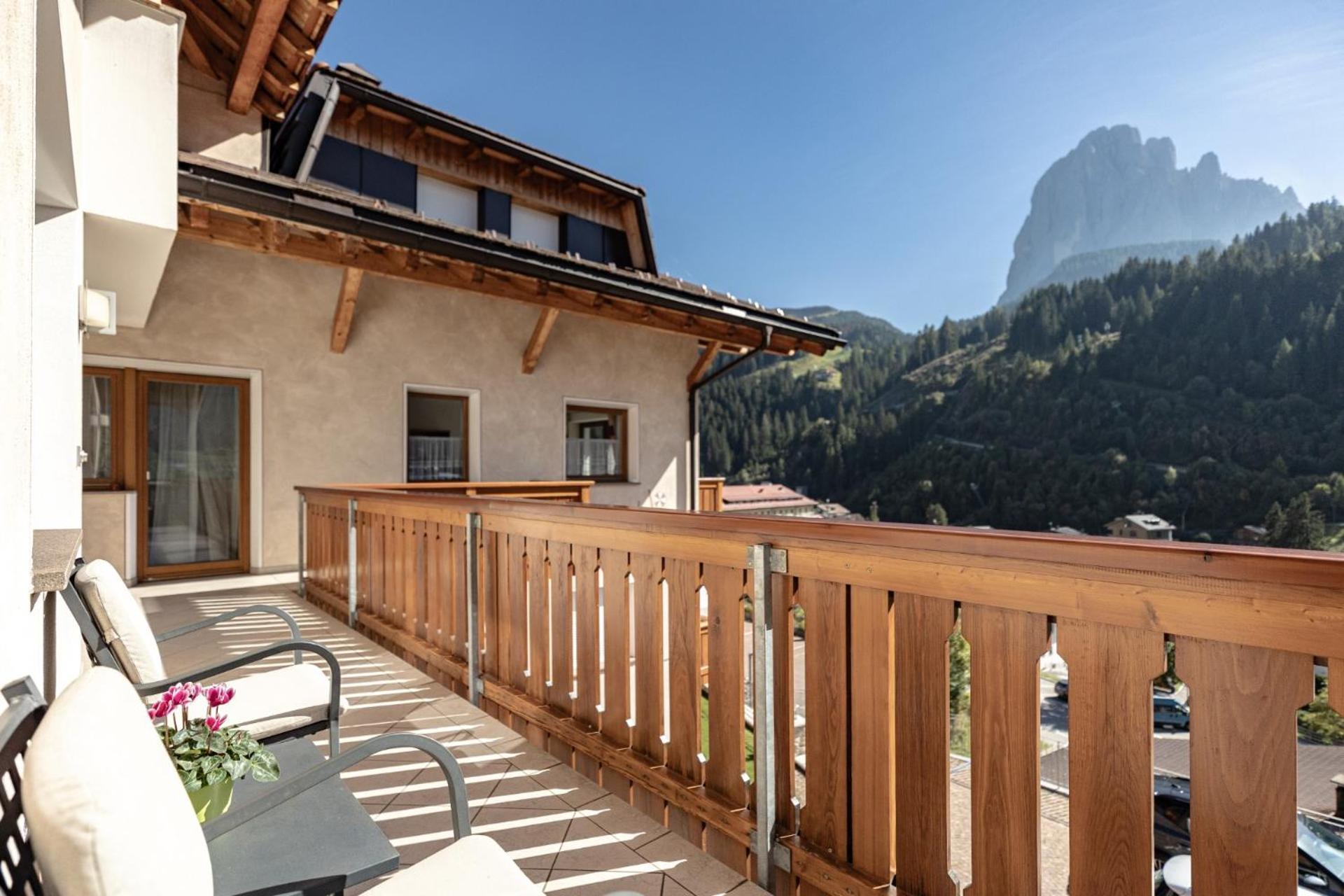 Apartments Soval Santa Cristina Val Gardena Екстер'єр фото