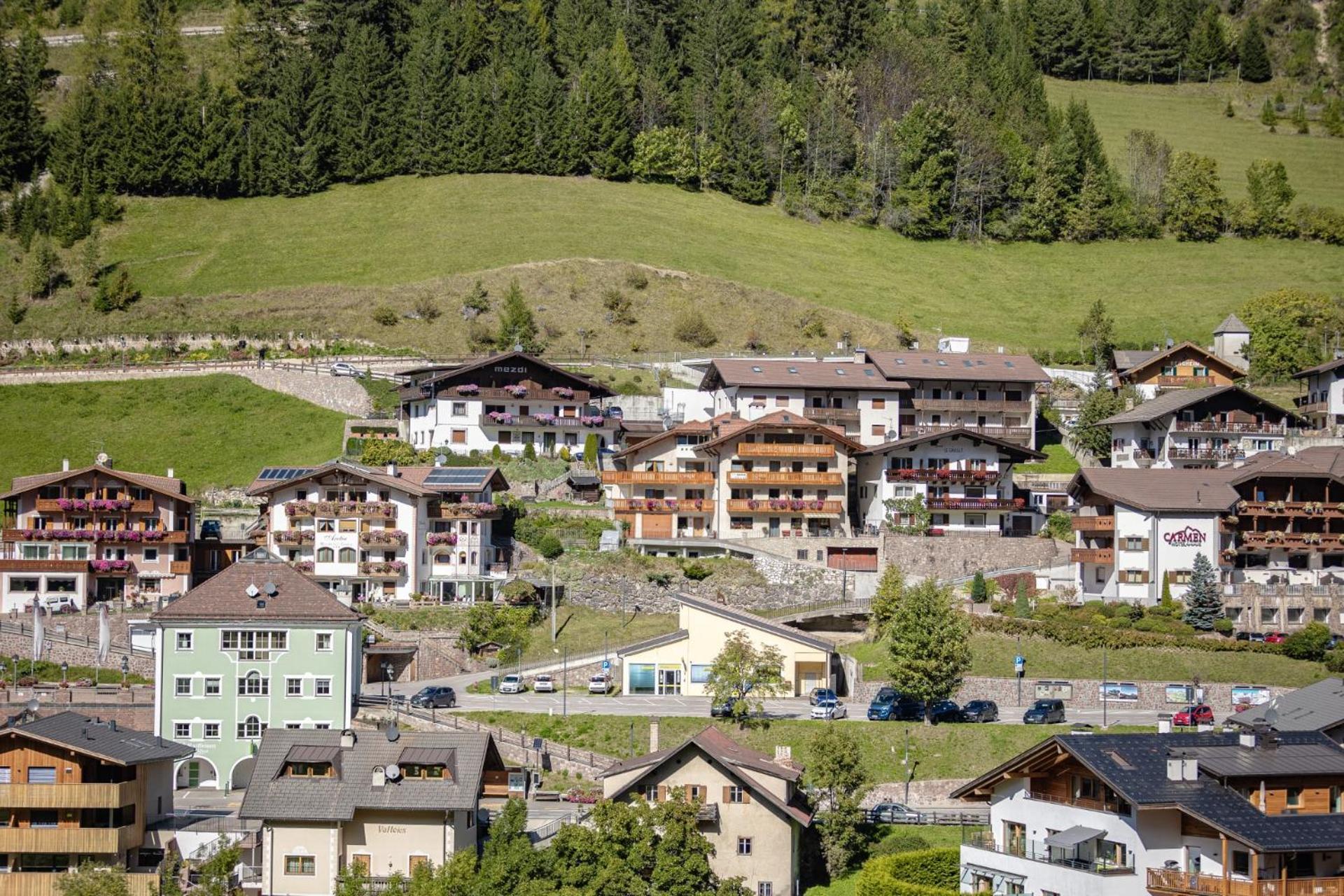 Apartments Soval Santa Cristina Val Gardena Екстер'єр фото
